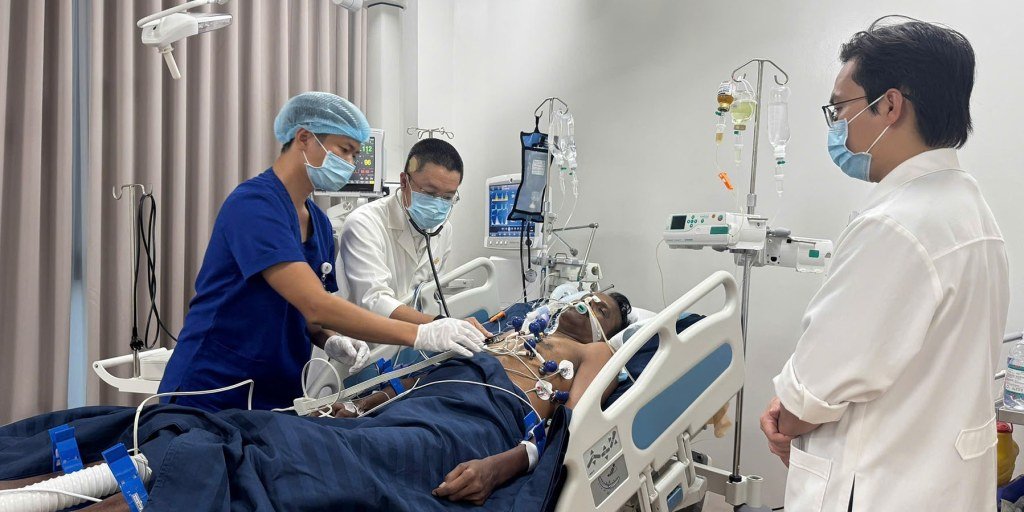 Boat capsizes near Phu Quoc, Vietnam, resulting in 15 Indian tourist deaths