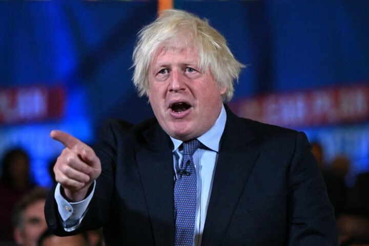 Boris Johnson blames Ed Miliband for Putin's invasion of Ukraine amid foreign secretary appointment