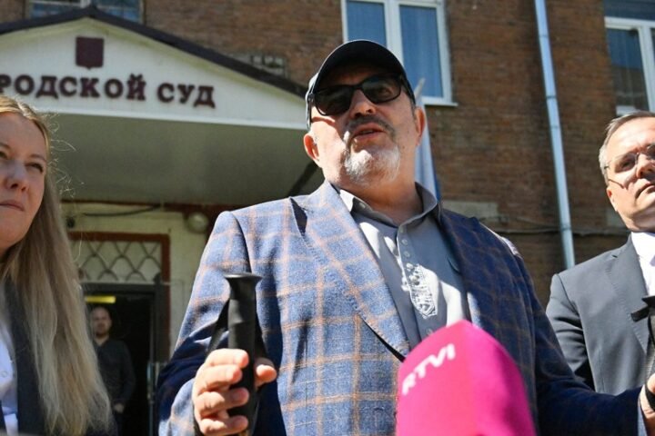 Boris Nadezhdin suspends parliamentary campaign amid politically motivated legal challenges
