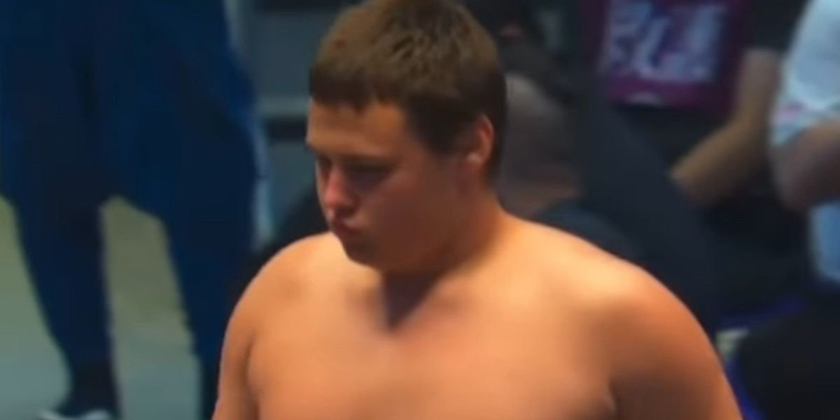 British teenager makes professional sumo debut in Japan after pursuing childhood dream