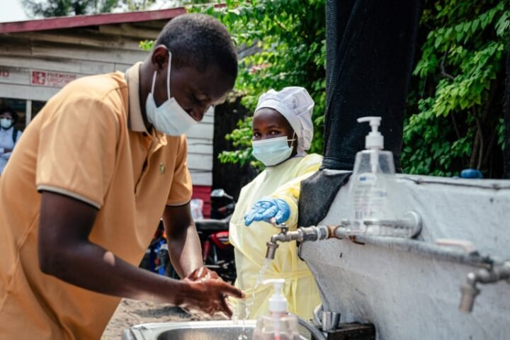 Canada imposes entry ban on recent visitors to Congo despite WHO warnings