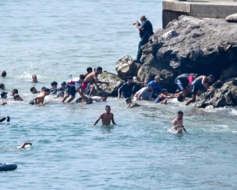 Ceuta requests national emergency as thousands of migrants cross from Morocco into Spanish enclave