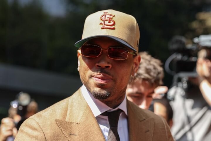 Chris Brown pleads guilty to affray over nightclub altercation in London