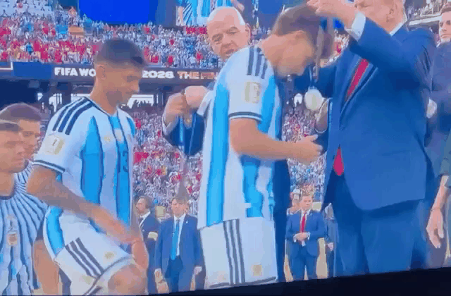 Cristian Romero seemingly ignores Donald Trump during World Cup final medal ceremony