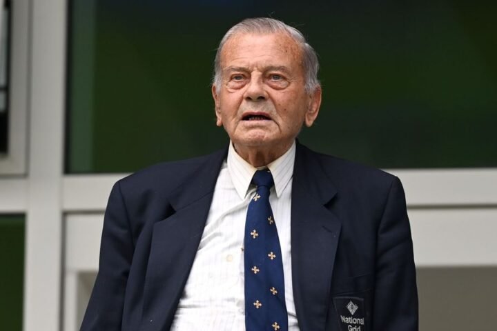Dickie Bird leaves £3.9 million estate to charity and family following his death