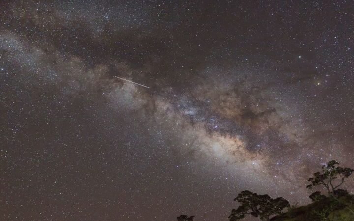 Double meteor showers expected this week, but visibility may be hampered by full moon