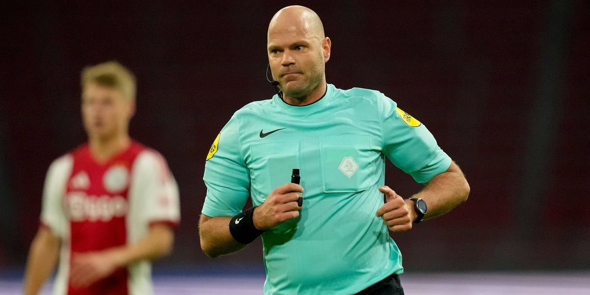 Dutch football referee Rob Dieperink dies aged 38 weeks after being dropped from World Cup list