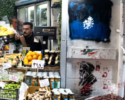 Economic crisis in Iran intensifies as citizens struggle with skyrocketing living costs