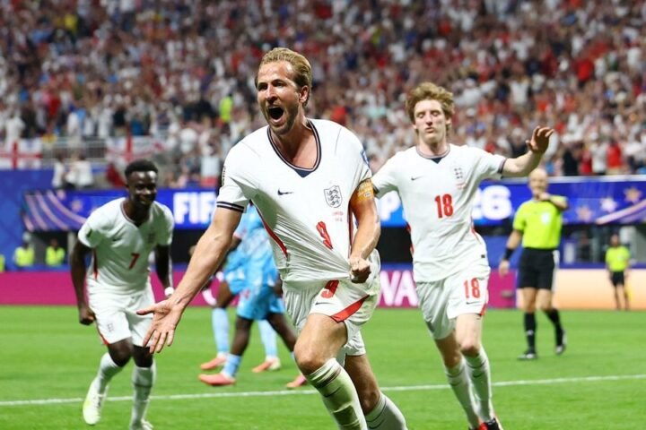 England fights back to defeat DR Congo and secure last 16 spot in World Cup