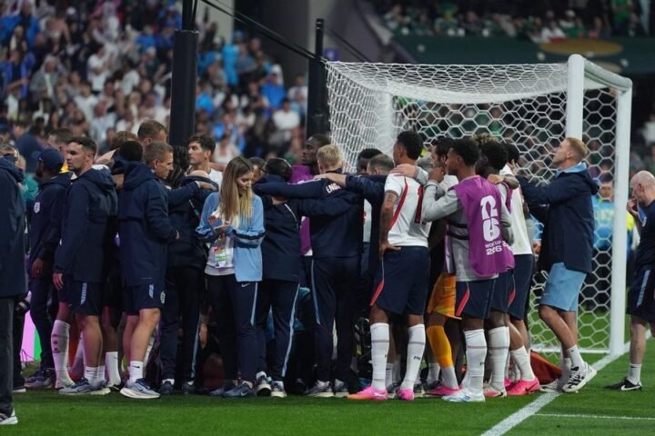 England implements new post-match policy after Jordan Henderson's World Cup injury