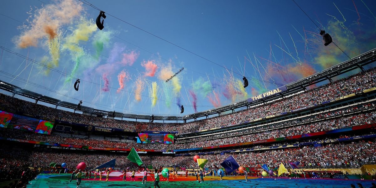 Fans criticise World Cup final half-time show for exceeding official time limits