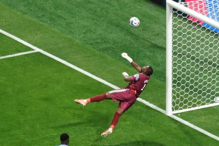 Fans express anger over BBC's technical failure during crucial England vs DR Congo moment