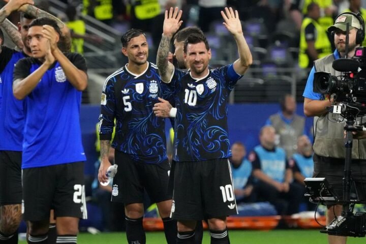 FIFA approves Argentina's request to wear navy blue kit against England in World Cup semi-final