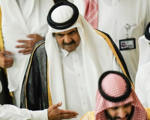 Former Qatari emir Sheikh Hamad bin Khalifa Al-Thani dies at 74