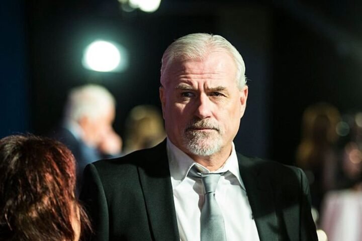 Glenn Hysen reveals Parkinson's diagnosis, underscores manageable symptoms and ongoing treatment