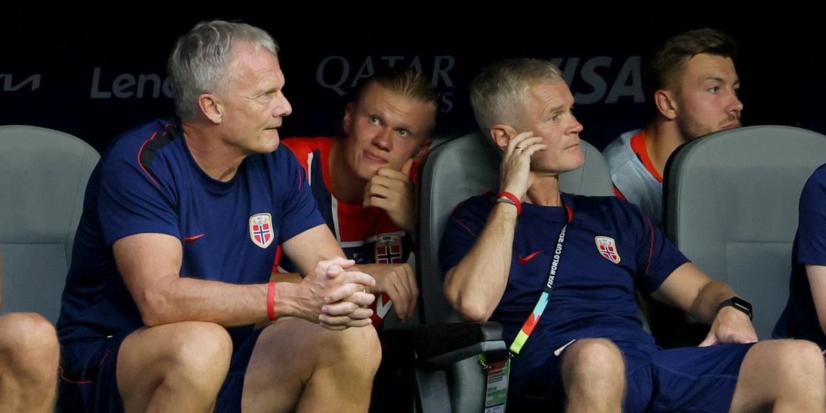 Haaland's substitution during Norway's World Cup defeat raises questions about his fitness