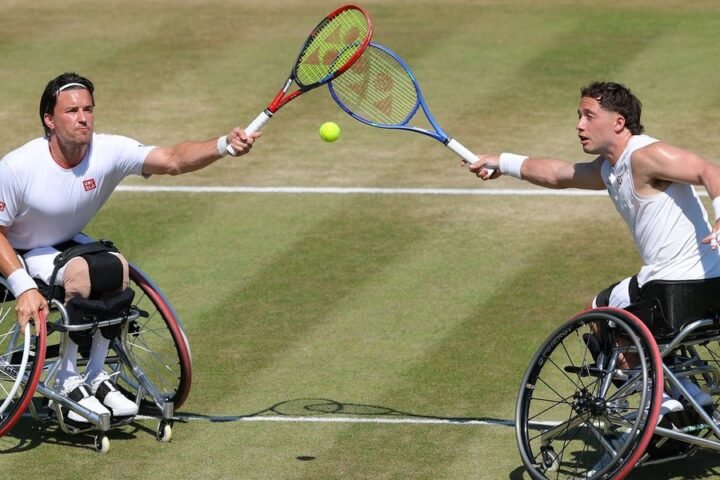 Hewett and Reid start Wimbledon wheelchair doubles title defence with commanding victory