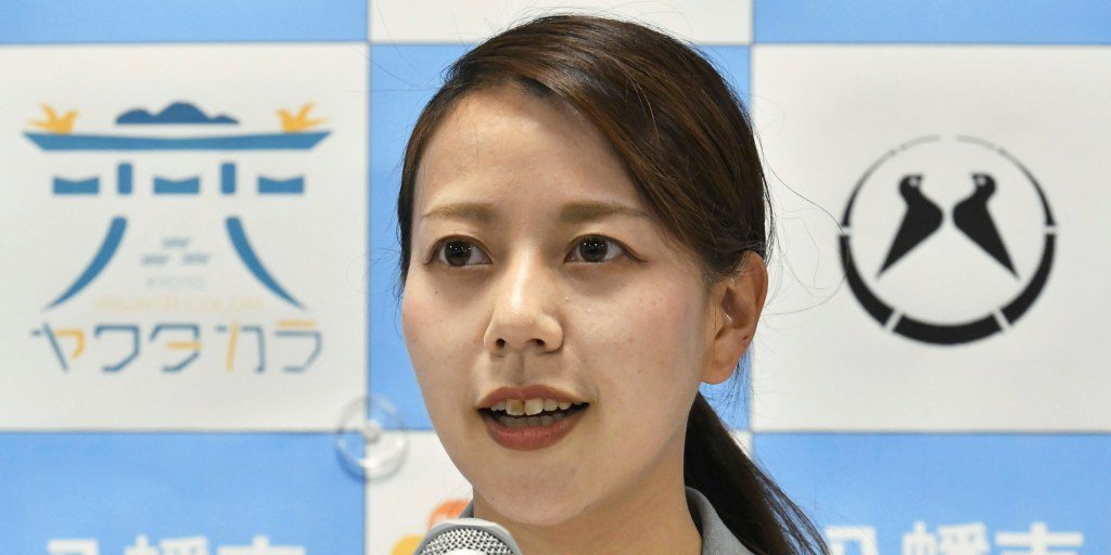 Japanese mayor breaks new ground by taking maternity leave amid mixed reactions