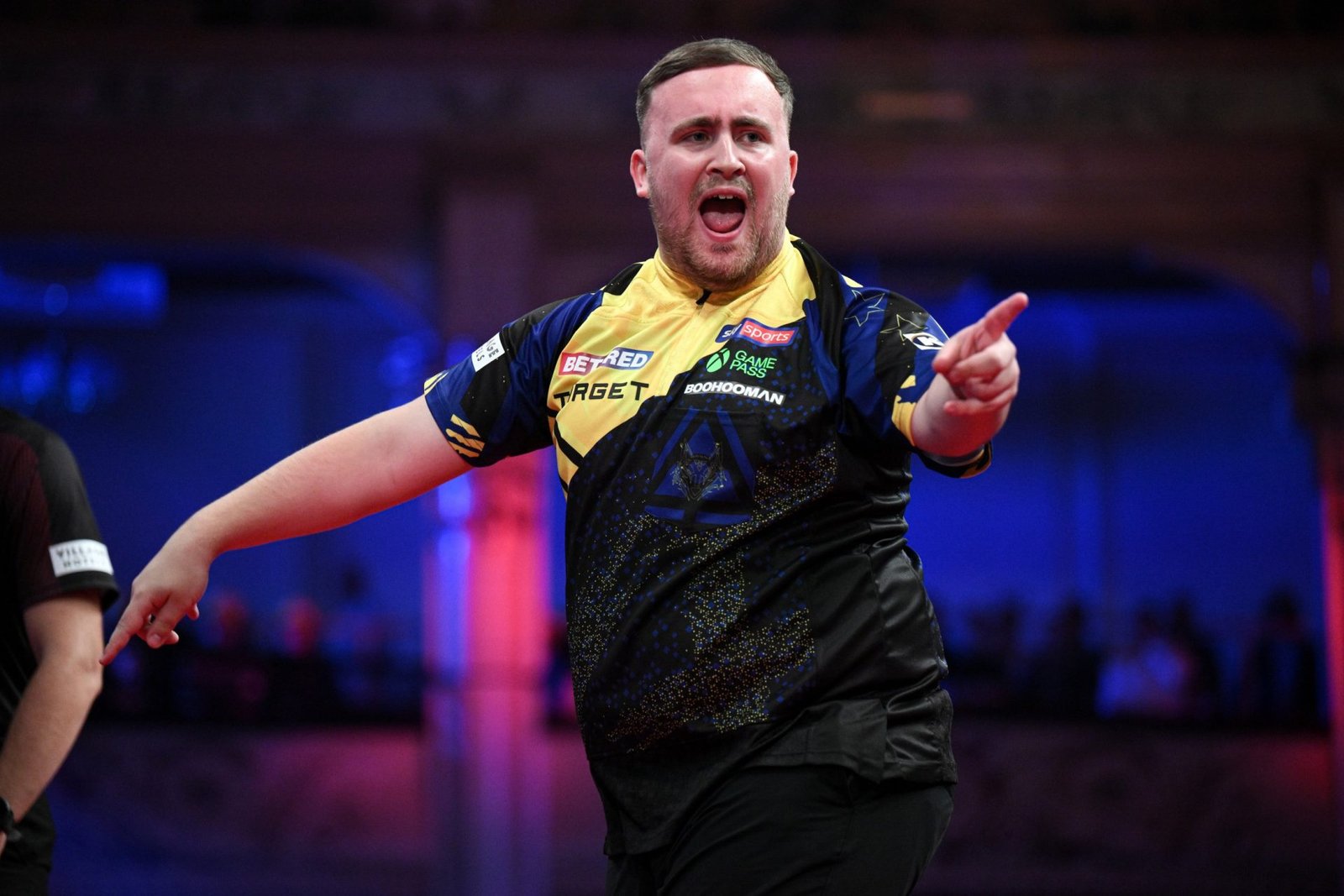 Luke Littler to challenge amateur darts players in live Netflix competition