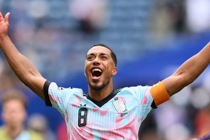 Manchester United nearing deal for Youri Tielemans from Aston Villa worth £36 million