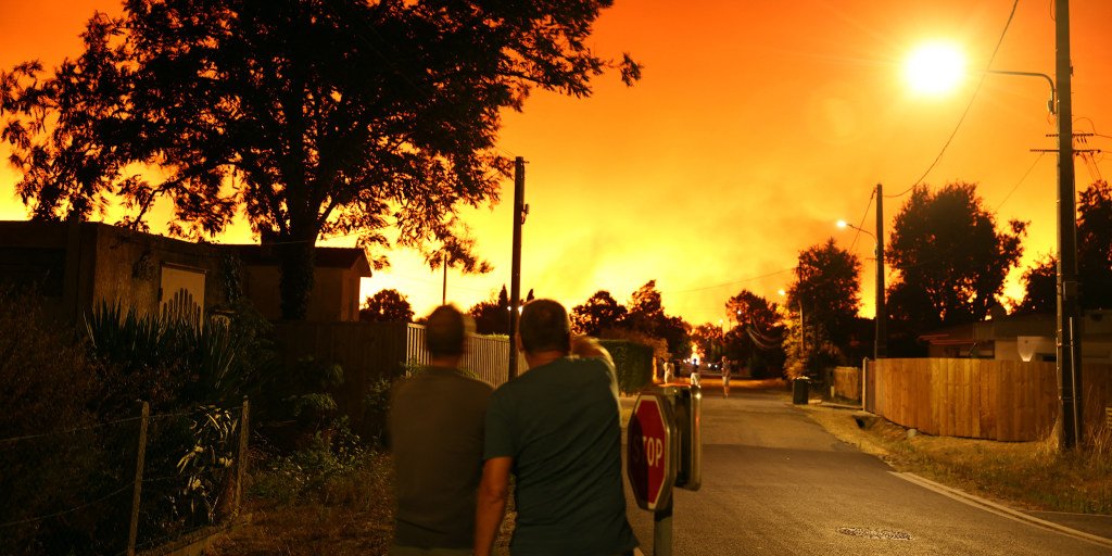 More than 10,000 evacuated as wildfire threatens popular tourist area in France