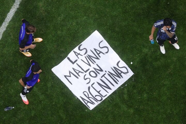 No 10 defends Falkland Islands sovereignty amid Argentina's World Cup banner controversy