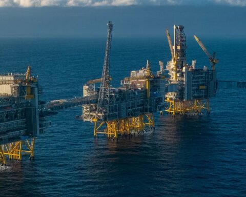Poll shows strong support among Brits for North Sea drilling over gas imports