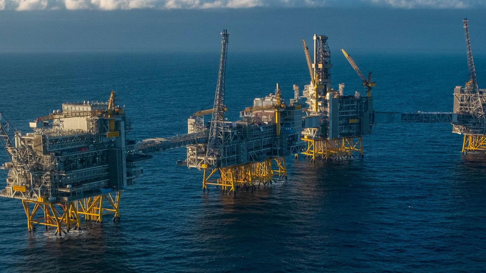 Poll shows strong support among Brits for North Sea drilling over gas imports