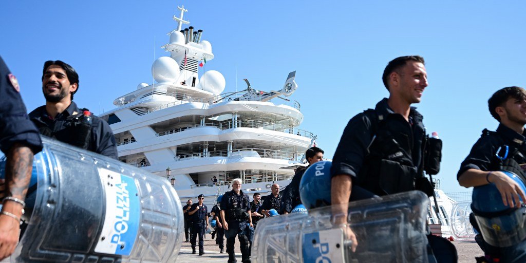 Protests greet U.S. ambassador in Venice amid luxury yacht diplomacy tour