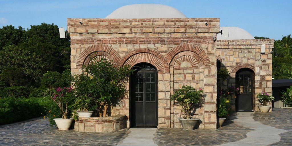 Replica of the House of the Virgin Mary attracts Catholic pilgrims in the Philippines