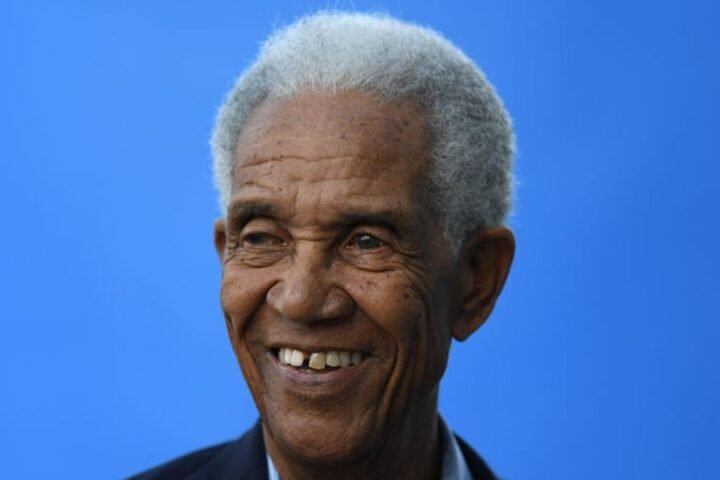 Sir Garfield Sobers, iconic Barbadian cricketer, passes away at 89