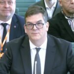 Sir Olly Robbins to sue government over dismissal linked to Mandelson appointment