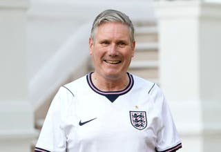 Starmer eyes trip to World Cup final in the US if England wins semi-final