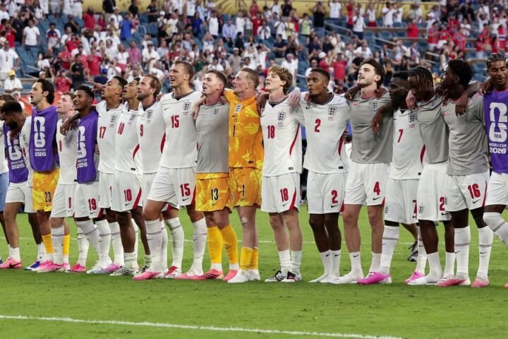 Troy Deeney questions scrutiny levels on England's Nico O'Reilly ahead of Argentina clash