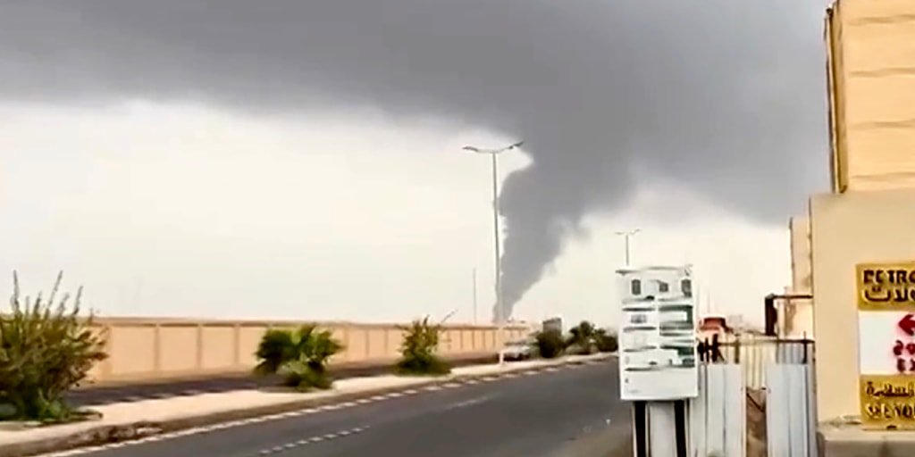 U.S. halts strikes on Iran as Red Sea conflict escalates with Houthi attacks on Saudi Arabia