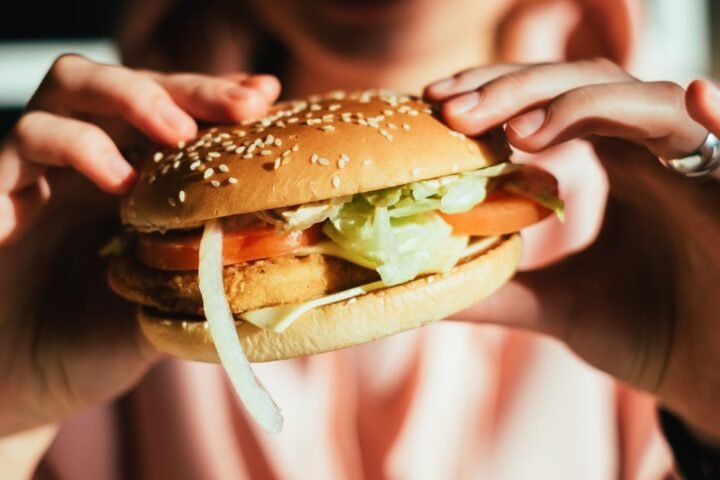 UAE doctors warn of health risks linked to ultra-processed foods following Canadian study