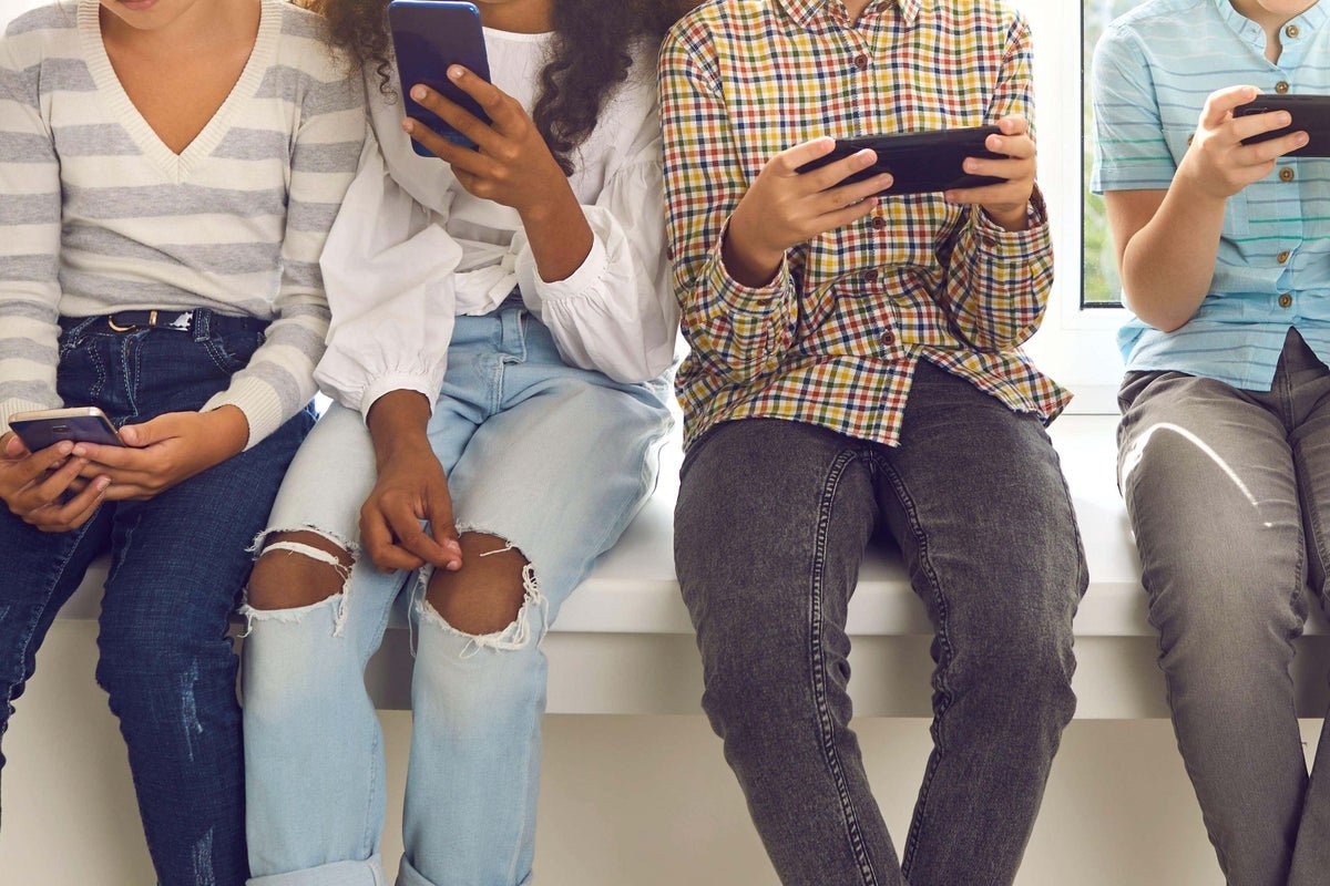 UK government proposes social media curfews for teenagers to enhance online safety