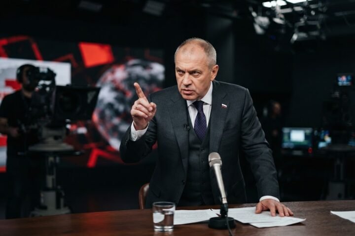 Russian oligarch calls for weapons of mass destruction before Ukraine peace talks