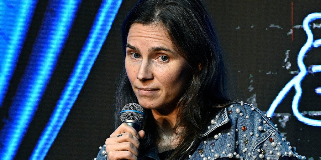 Amanda Knox defends Edinburgh Fringe show against claims of trivializing violence against women