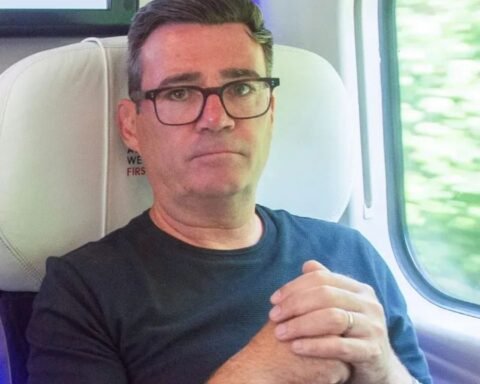 Andy Burnham's pay rise for train drivers sparks accusations of union capitulation