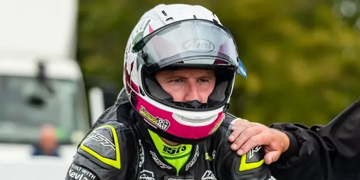 British racer Sam Naughton dies in crash during Manx Grand Prix qualifiers