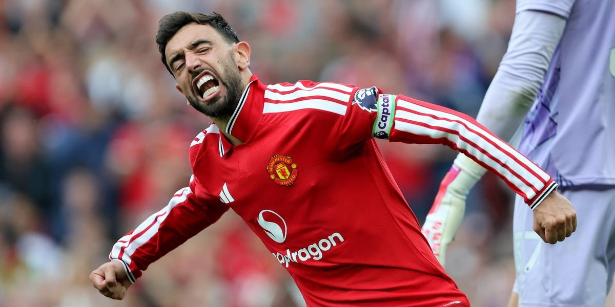 Bruno Fernandes nets hat-trick as Manchester United thrash Ipswich Town 5-1