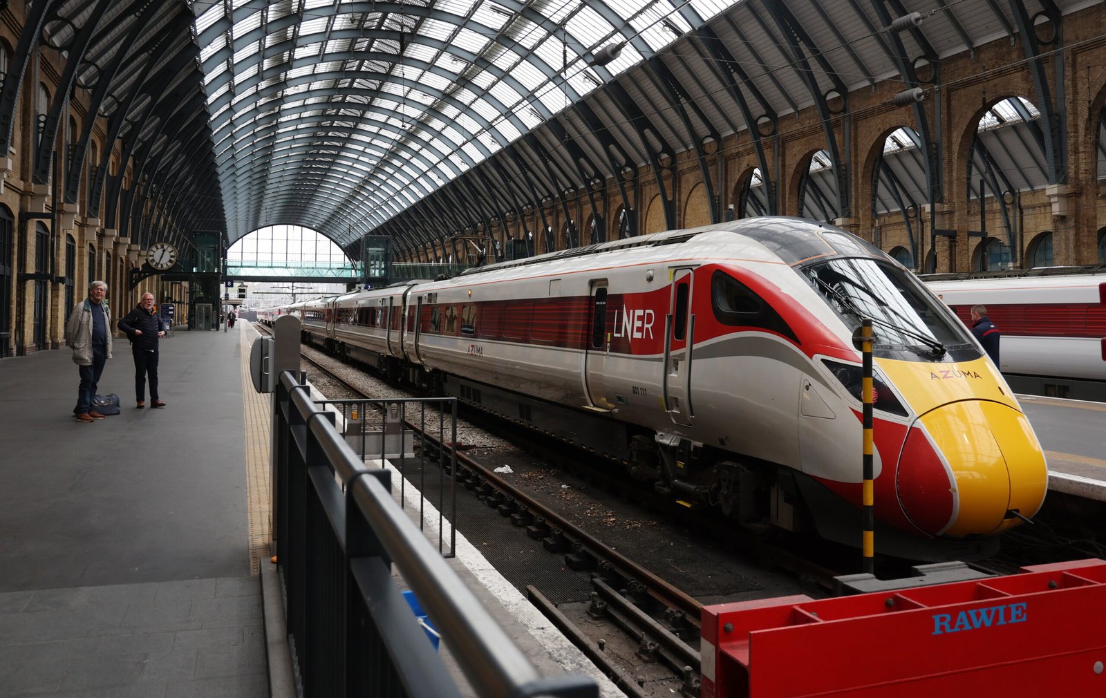Burnham secures above-inflation pay rises for train drivers to prevent strikes on key rail routes