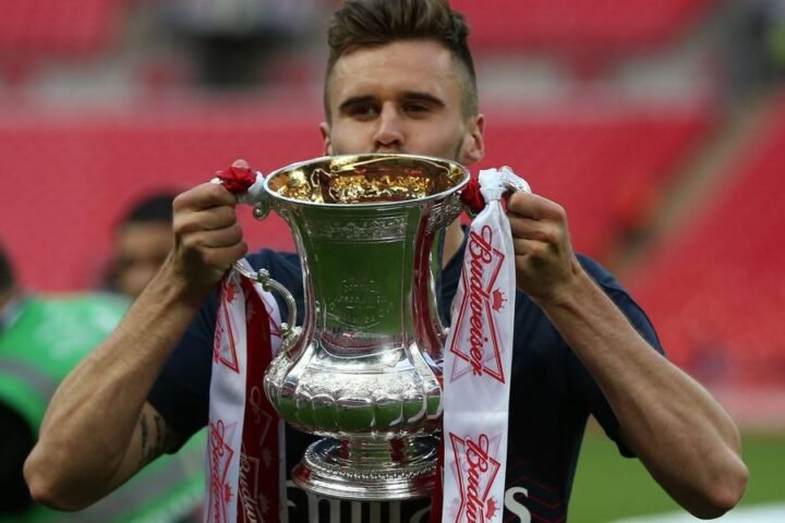 Carl Jenkinson announces retirement and reflects on lifelong confidence struggles
