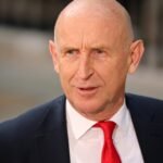 Chancellor urges public to report tax fraud by high street businesses