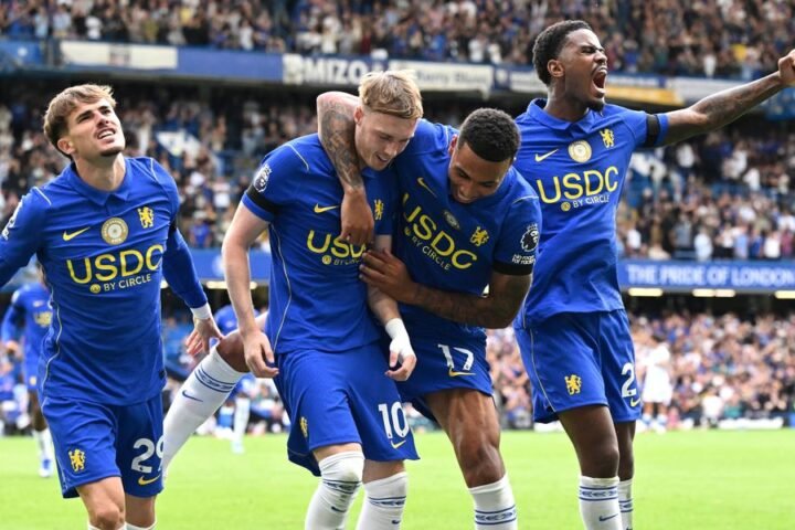 Chelsea secures thrilling 4-3 victory over Brighton, but defensive concerns persist