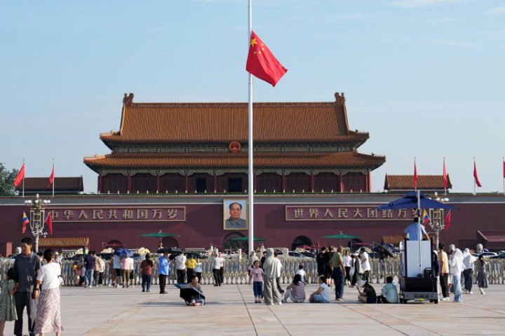 China enhances security measures during mourning of economic reformer Zhu Rongji