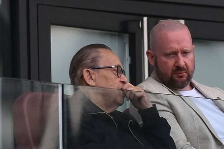 David Sullivan defies recommendations to attend West Ham's League Cup victory