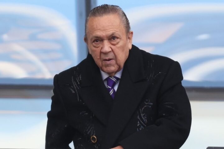 David Sullivan to attend West Ham's first match of the season despite safety recommendations