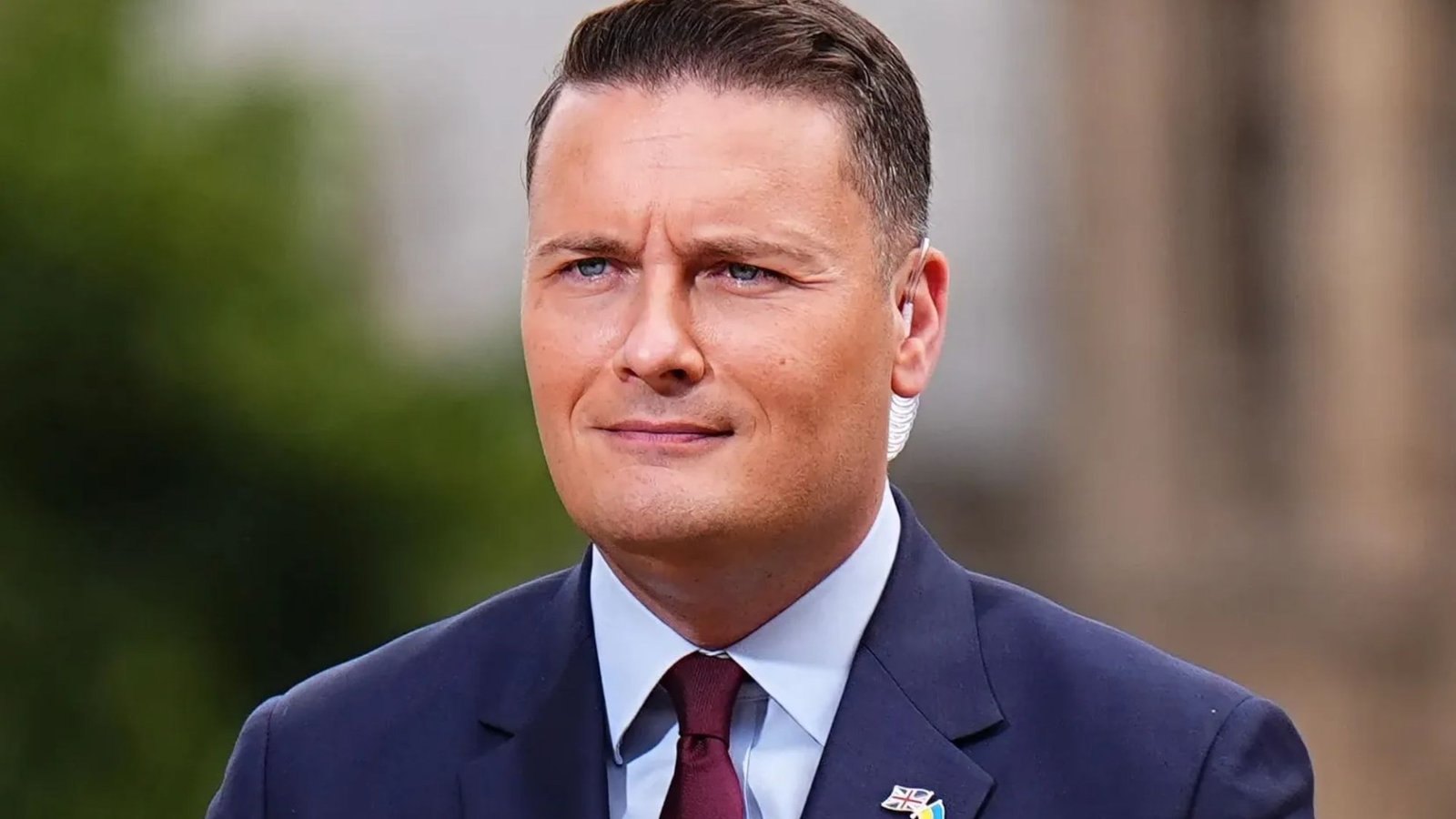 Defence staff advised against bringing phones to Wes Streeting's speech amid Chinese espionage concerns